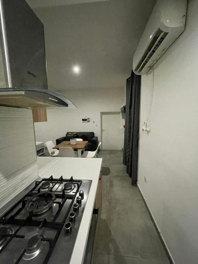סנגלאה Malta Suites מראה חיצוני תמונה