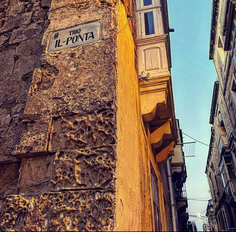 סנגלאה Malta Suites מראה חיצוני תמונה