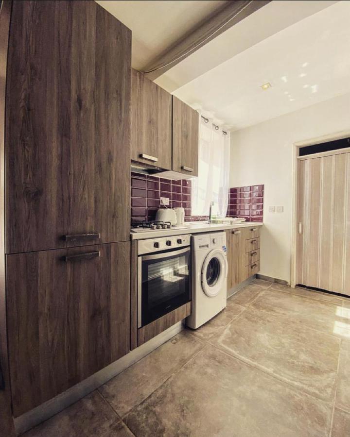 סנגלאה Malta Suites מראה חיצוני תמונה