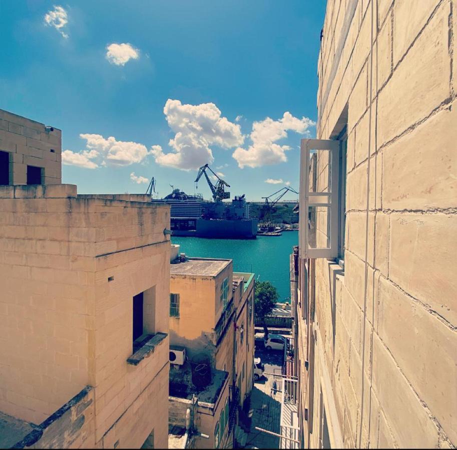 סנגלאה Malta Suites מראה חיצוני תמונה